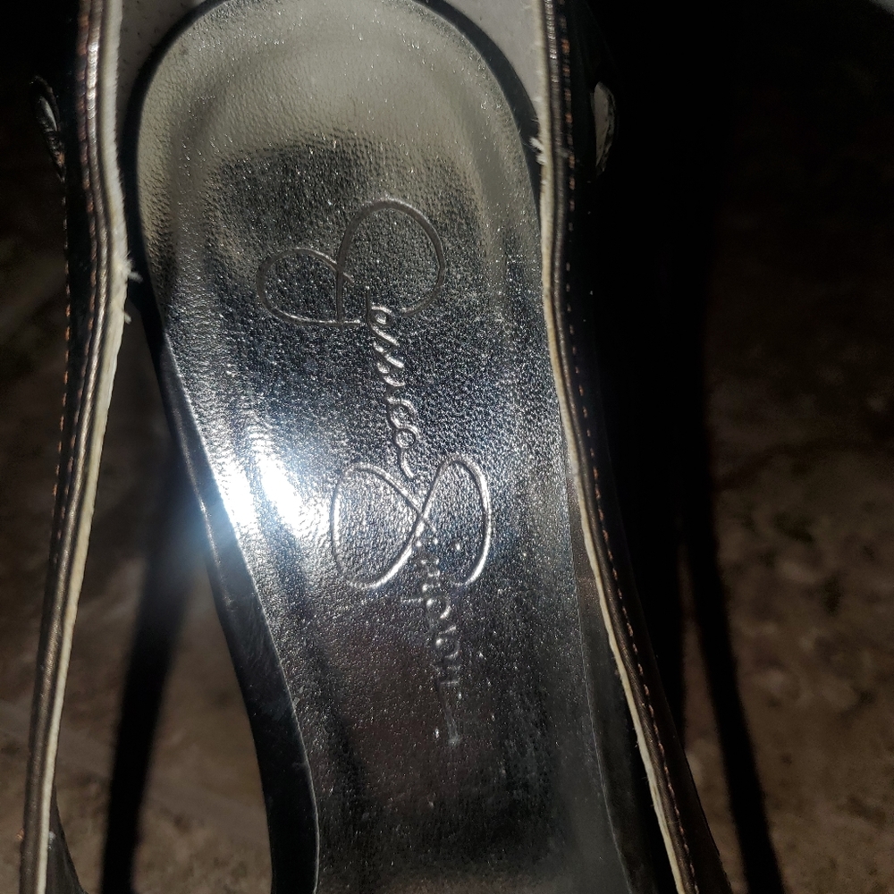 Jessica Simpson 7 1/2 heels - Picture 10 of 11